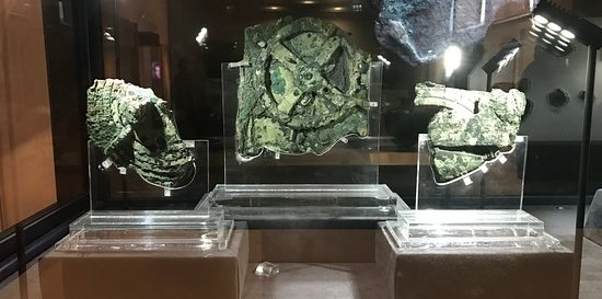 পৃথিবীর সবচেয়ে প্রাচীন এনালগ কম্পিউটার 35