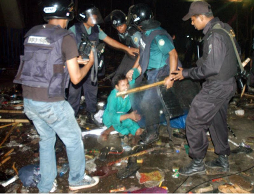 ৫ মে ২০১৩ হেফাজতে ইসলামী’র উপর স্বৈরাচার আওয়ামী গুণ্ডা-পাণ্ডা প্রশাসক ও আইনশৃঙ্খলা বাহিনীর উপর্যপুরি হামলার তাণ্ডবলীলা