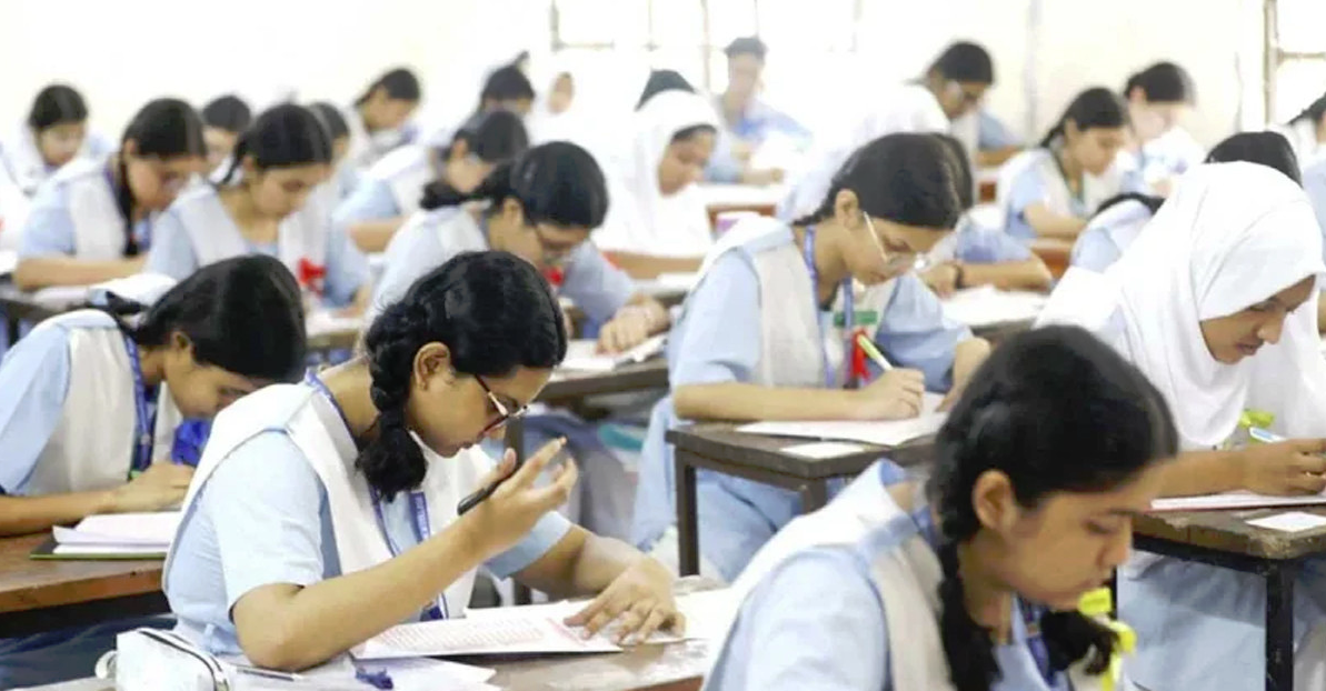 স্কুল ভর্তিতে ফিরছে পরীক্ষা AdmissionTest 2027, তিন বিষয়ে ১০০ নম্বরে হবে মেধা যাচাই 2 AdmissionTest 2027